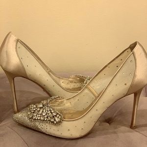 Badgley Mischka authentic high heel dress shoe. Synthetic diamonds design.